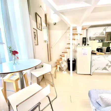 Petit Duplex Centre Proche 3 Min A Pieds * Nice