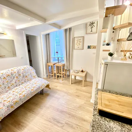 Petit Duplex Centre Proche 3 Min A Pieds * Nice